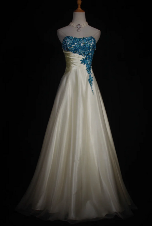 Chic A-Line Light Champagne Long Prom Dresses Satin Sweetheart Evening Dresses Sleeveless Birthday Dresses ED05922