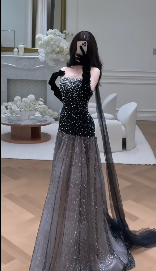 Chic Black Sheath Long Prom Dress Tulle Strapless Evening Dresses Sleeveless Formal Dresses ED05944