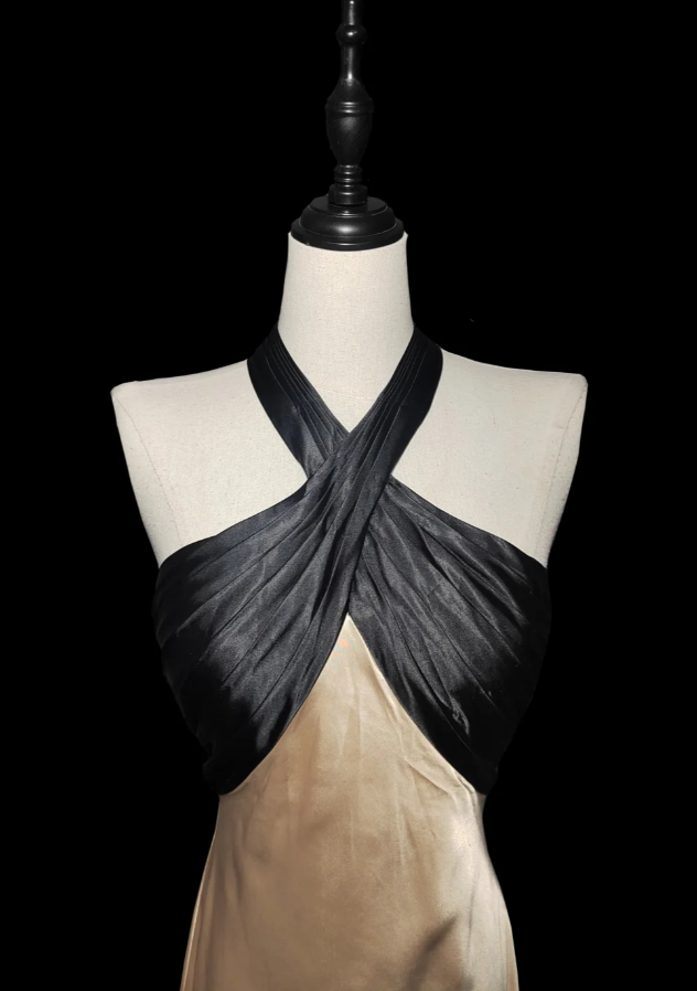 Elegant Champagne Sheath Long Prom Dresses Satin Halter Evening Dresses with Open Back ED05948