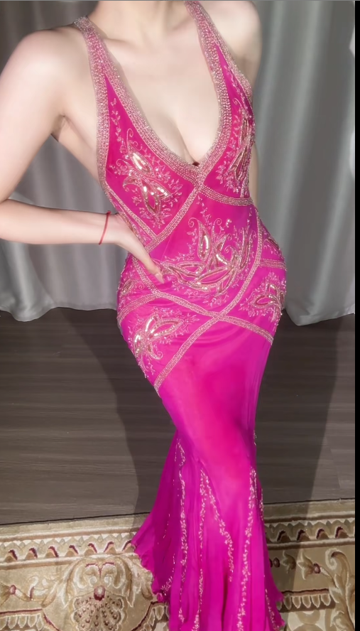 Elegant Fuchsia Mermaid Long Prom Dresses Beaded Chiffon V-neck Evening Dresses with Open Back ED05949