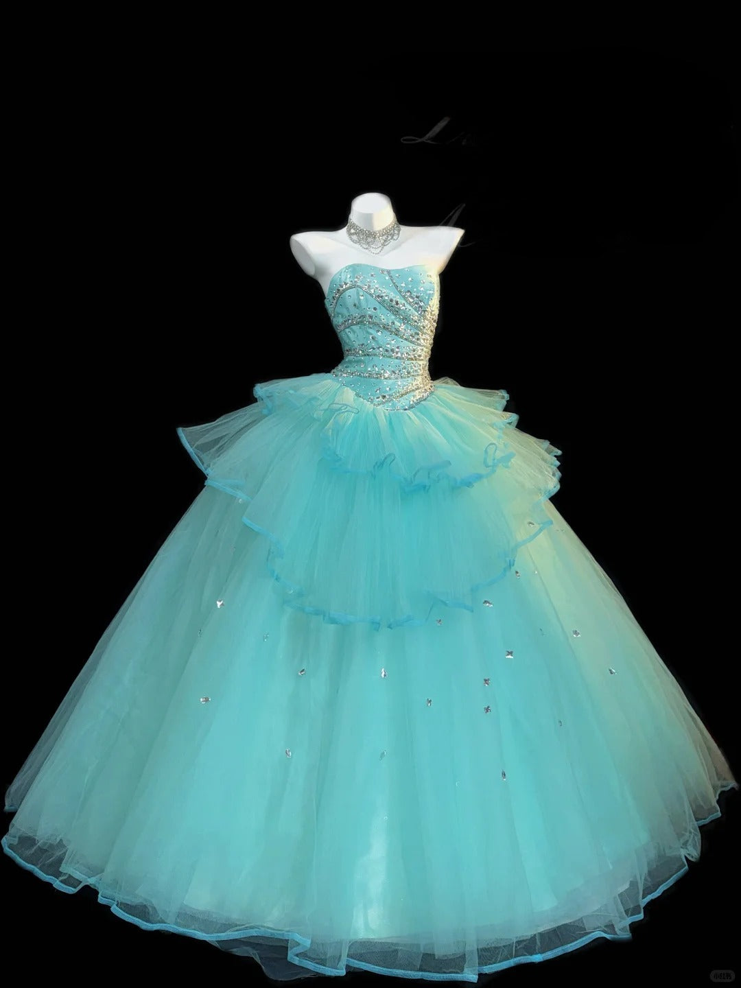 Cute Ball Gown Tiffany Blue Long Prom Dresses Tulle Strapless Quinceanera Dresses Sleeveless Sweet 16 Dress ED05970