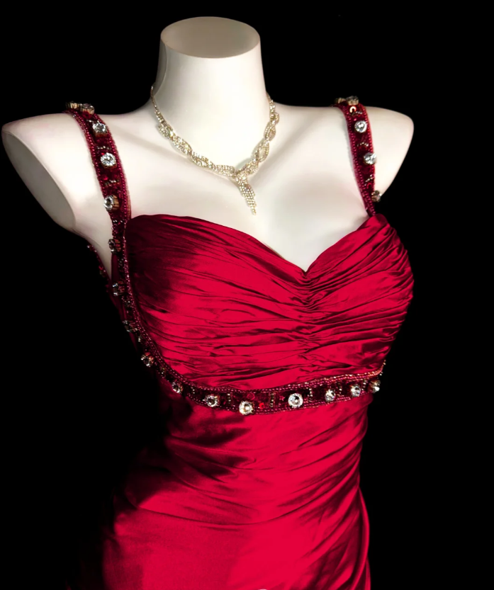 Elegant Sheath Burgundy Long Prom Dresses Satin Spaghetti Straps Evening Dresses Backless Formal Dresses ED06036