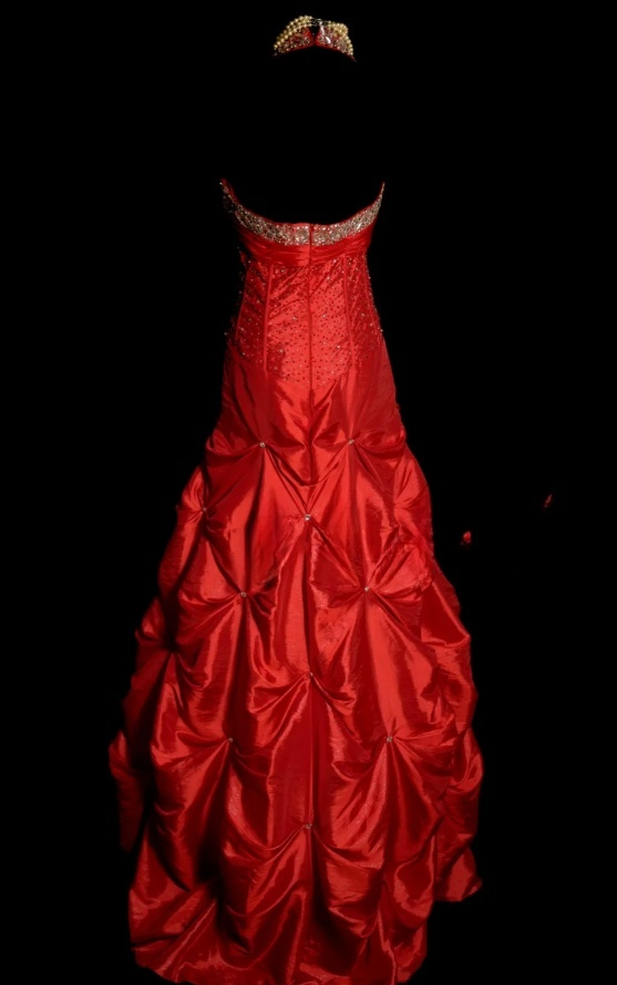 Gorgeous Burgundy Long Prom Dresses Satin A-Line Evening Dresses Halter Sleeveless Birthday Dresses ED06054