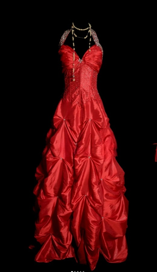 Gorgeous Burgundy Long Prom Dresses Satin A-Line Evening Dresses Halter Sleeveless Birthday Dresses ED06054