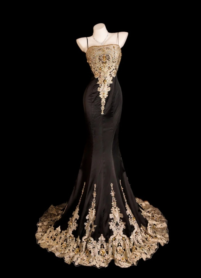 Elegant Spaghetti Straps Black Long Prom Dresses Satin Appliques Mermaid Evening Dress ED06058