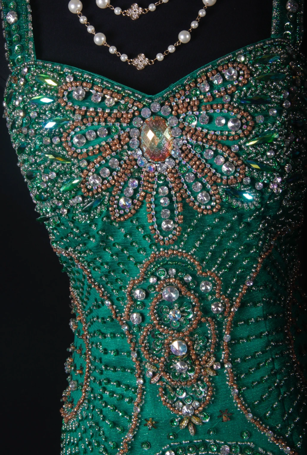 Elegant Straps Green Long Prom Dresses Beaded Tulle Sheath Birthday Dress ED06063