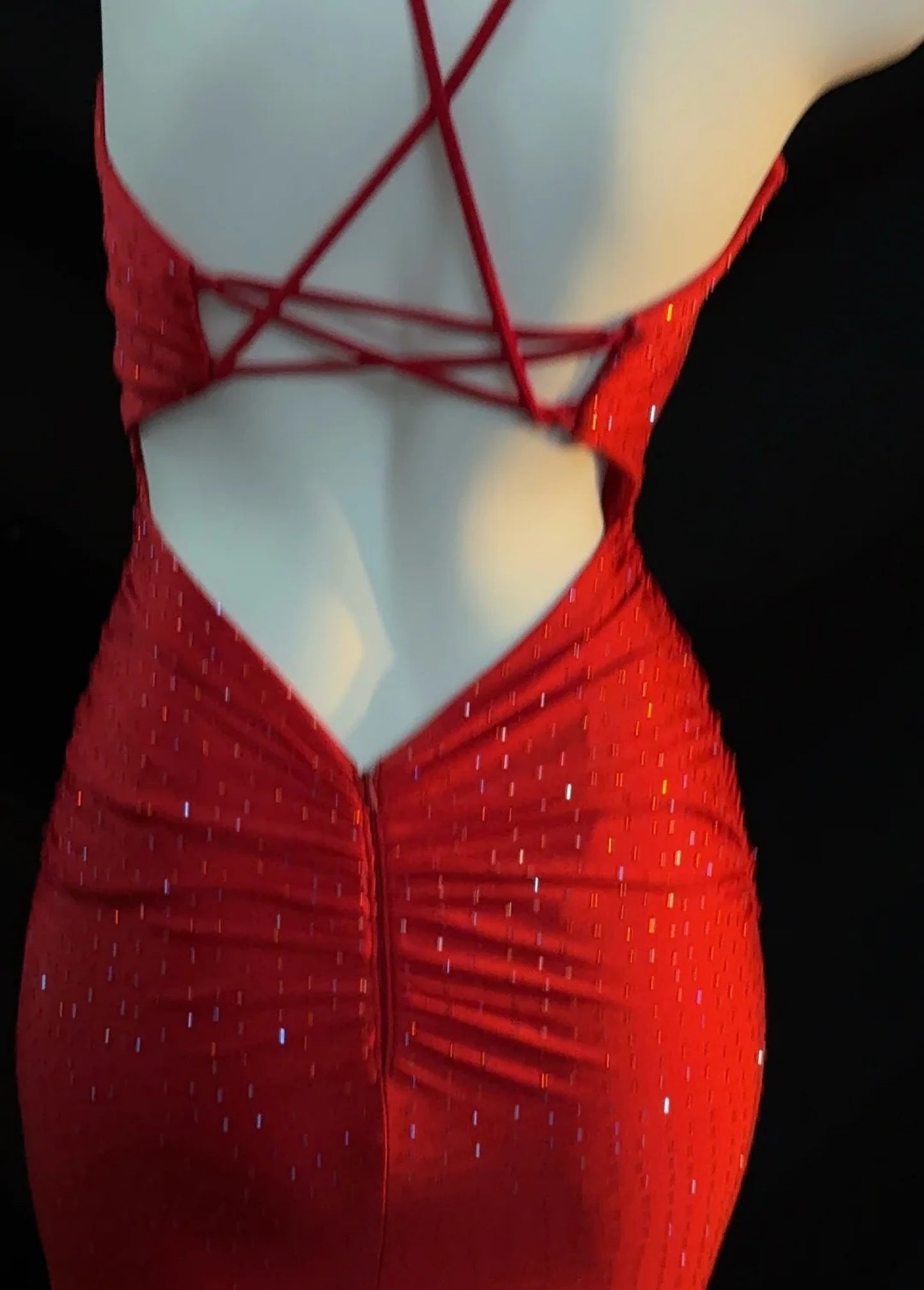 Wunderschönes dunkelolivgrünes herzförmiger Ausschnitt A-Linie Satin Tüll Kurzes Ballkleid Homecoming-Kleid ED02575