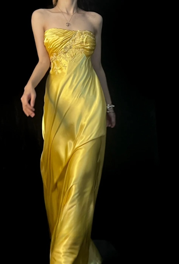 Vintage Yellow Long Prom Dresses Strapless Sheath Evening Dresses Satin Sleeveless Party Dresses ED06109