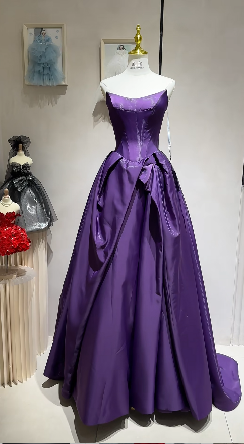 Chic Purple Long Prom Dresses Strapless A-Line Evening Dresses Satin Sleeveless Party Dresses ED06114