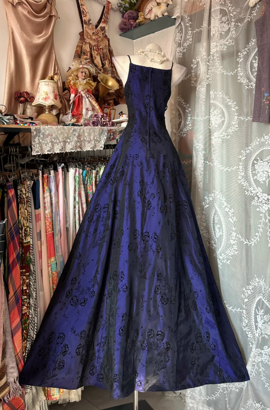 Chic Navy Blue Long Prom Dresses Spaghetti Straps A-Line Evening Dresses Satin Sleeveless Birthday Dresses ED06119