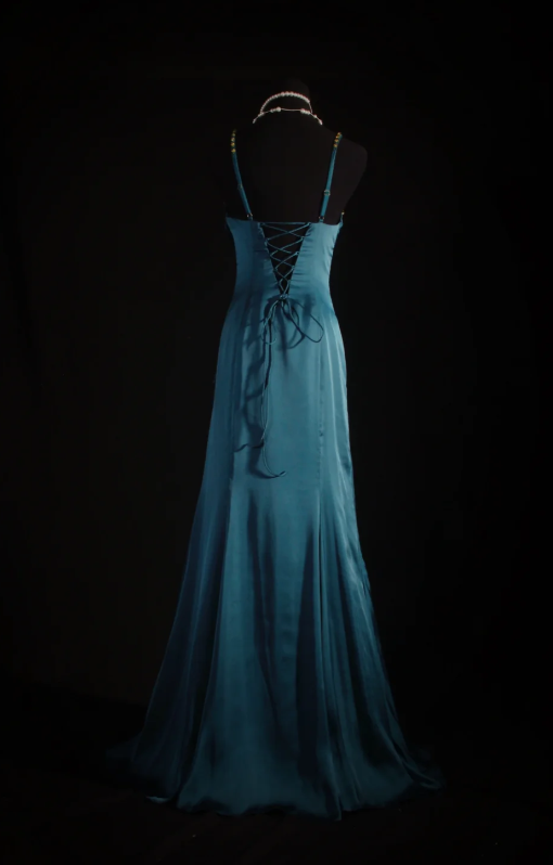 Chic Teal Long Prom Dresses Spaghetti Straps Sheath Evening Dresses Beaded Satin Sleeveless Party Dresses ED06128