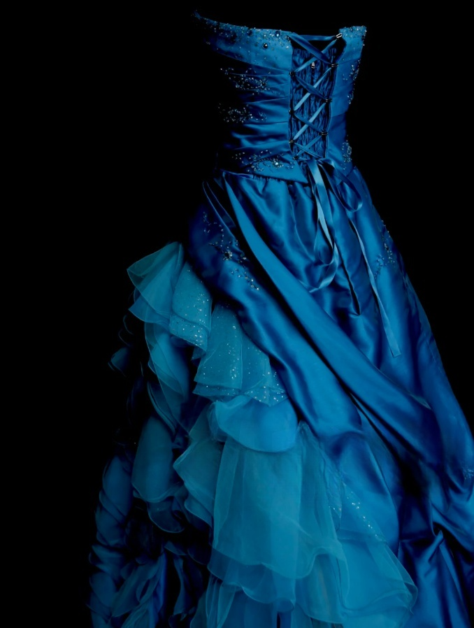 Chic Blue Long Prom Dresses Strapless Ball Gown Evening Dresses Satin Sleeveless Birthday Dresses ED06133