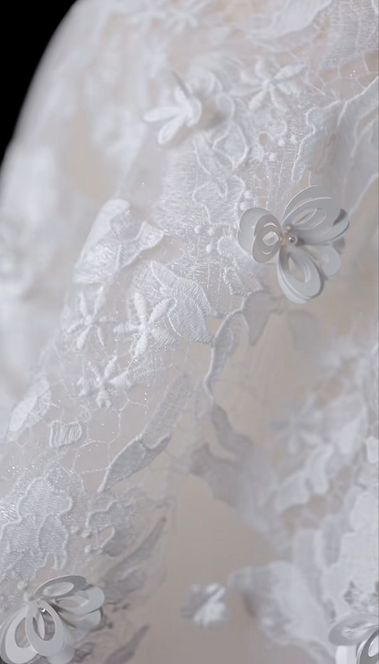 Timeless A-Line Long Wedding Dresses Lace Appliques White Bridal Gowns Strapless Bridal Dresses ED06141