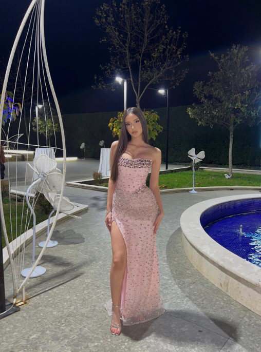 Wunderschönes dunkelolivgrünes herzförmiger Ausschnitt A-Linie Satin Tüll Kurzes Ballkleid Homecoming-Kleid ED02575