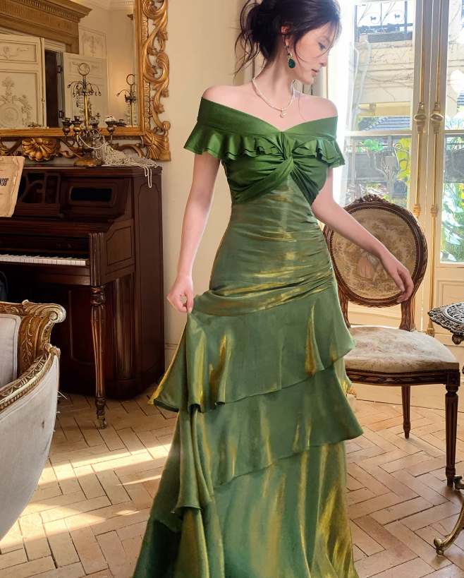 Cute Green Long Prom Dresses Satin Off-shoulder Sheath Evening Dresses Sleeveless Birthday Dresses ED06208