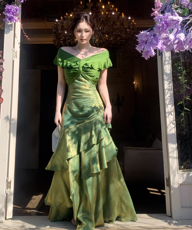 Cute Green Long Prom Dresses Satin Off-shoulder Sheath Evening Dresses Sleeveless Birthday Dresses ED06208