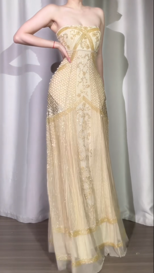 Elegant Gold Long Prom Dresses Beaded Tulle Party Dresses Strapless Sheath Birthday Dresses Sleeveless Evening Dresses ED06230