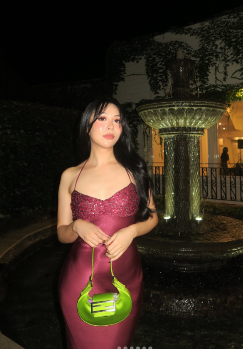 Elegant Burgundy Long Prom Dresses Sequins Satin Party Dresses Spaghetti Straps Sheath Birthday Dresses Sleeveless Evening Dresses ED06233