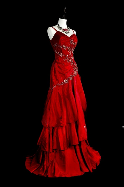 Fairy Red Long Prom Dresses Satin Spaghetti Straps Sheath Evening Dresses Applique Sleeveless Party Dresses ED06241