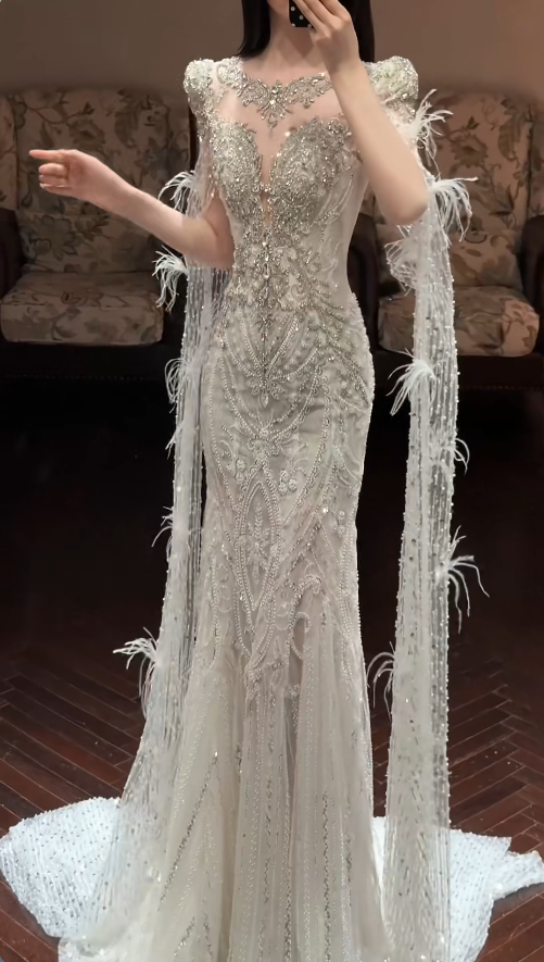 Elegant Mermaid Long Wedding Dress Beaded Tulle White Bridal Dress V-neck Bridal Gown ED06326