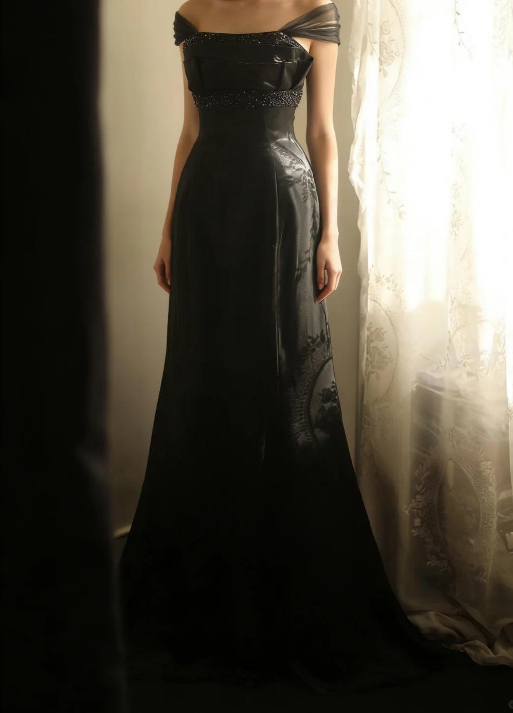 Elegant A-Line Black Long Prom Dress Satin Spaghetti Straps Evening Dress Sleeveless Party Dress ED06336