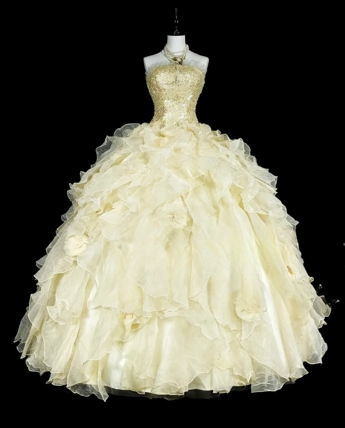 Chic Ball Gown Yellow Long Prom Dress Tulle Sequins Strapless Evening Dress Sleeveless Quinceanera Dress ED06359