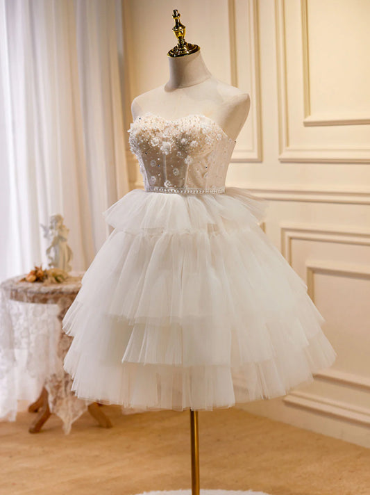 Beiges kurzes Ballkleid aus Tüll mit herzförmigem Ausschnitt, Beiges Homecoming-Kleid ED0636