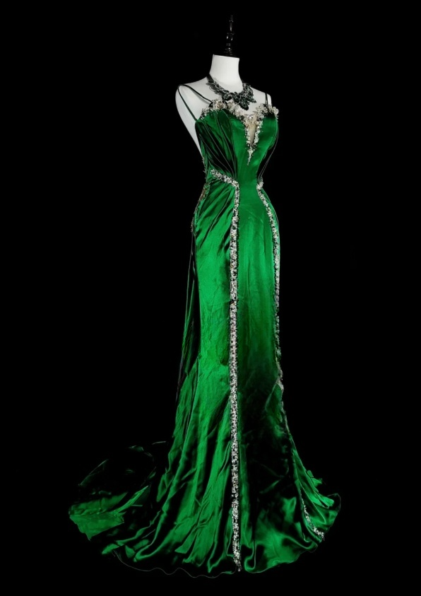 Gorgeous Mermaid Green Long Prom Dress Beaded Satin Spaghetti Straps Evening Dress with Backless ED06367