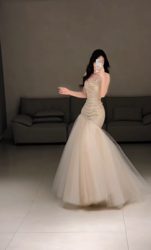 Elegant Sheath Champagne Long Prom Dress Tulle Strapless Evening Dress Sleeveless Party Dress ED06399