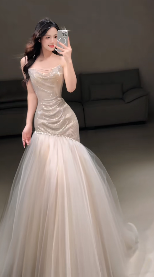 Elegant Sheath Champagne Long Prom Dress Tulle Strapless Evening Dress Sleeveless Party Dress ED06399