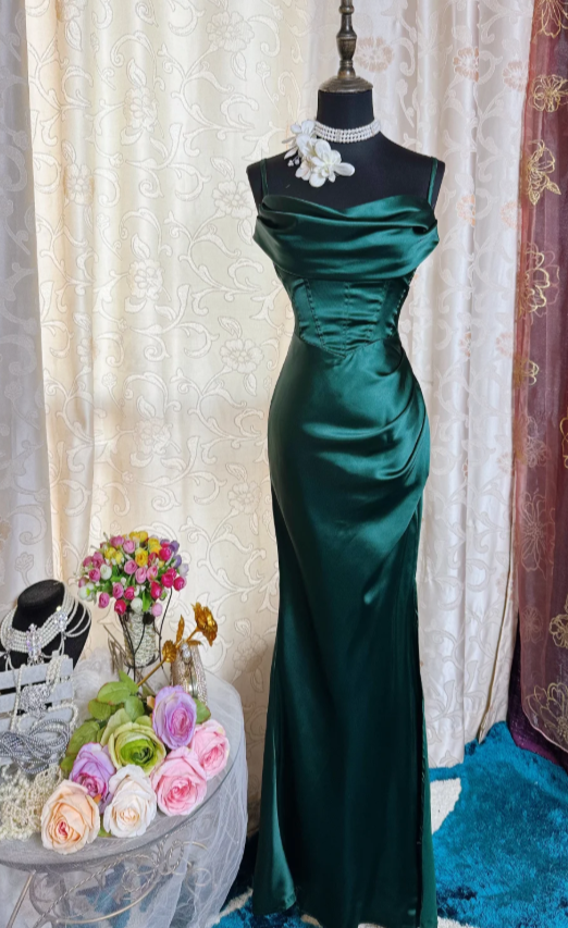 Elegant Sheath Green Long Prom Dress Satin Spaghetti Straps Evening Dress Sleeveless Party Dress ED06403