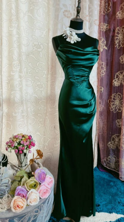 Elegant Sheath Green Long Prom Dress Satin Spaghetti Straps Evening Dress Sleeveless Party Dress ED06403