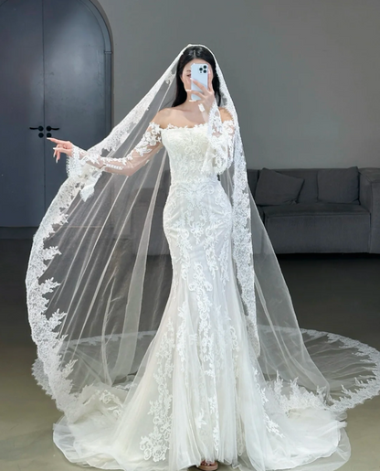 Elegant Memraid Long Wedding Dress Appliques Tulle White Bridal Gowns Off-shoulder Long Sleeves Bridal Dress ED06429