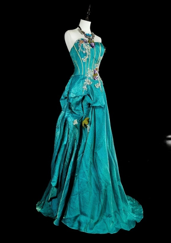 Elegant A-Line Turquoise Long Prom Dress Applique Satin Strapless Evening Dress Sleeveless Party Dress ED06432