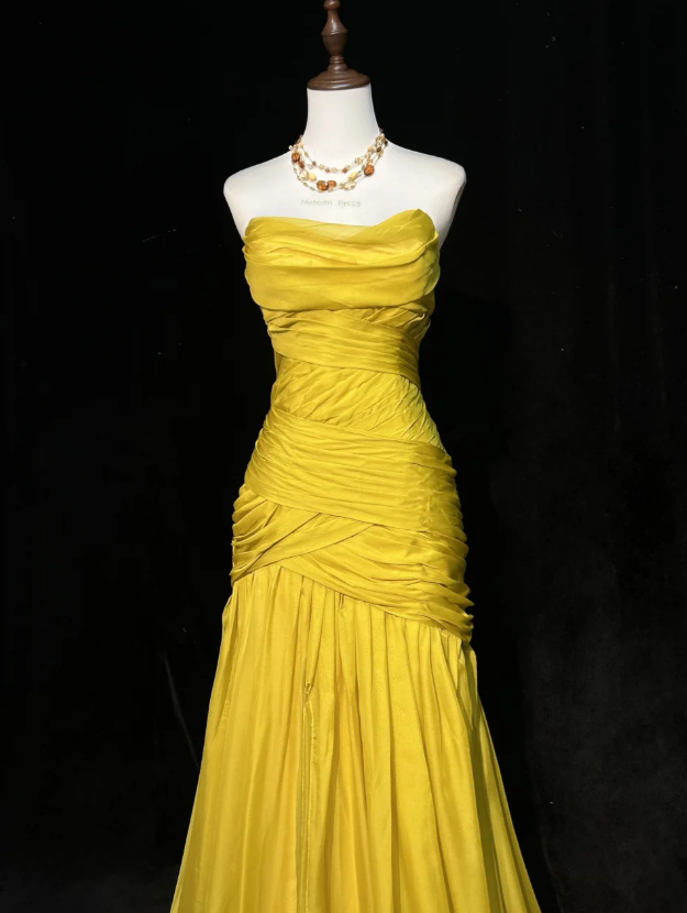 Chic Sheath Yellow Long Prom Dress Chiffon Pleated Strapless Evening Dress Sleeveless Birthday Dress ED06471