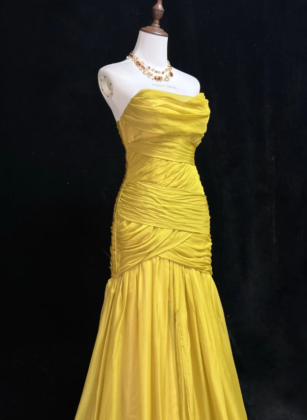 Chic Sheath Yellow Long Prom Dress Chiffon Pleated Strapless Evening Dress Sleeveless Birthday Dress ED06471