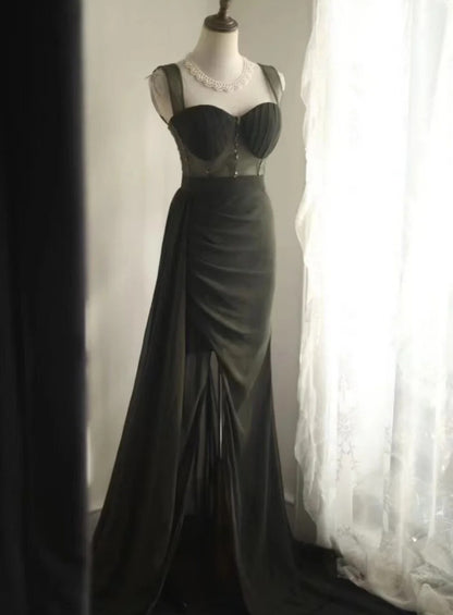 Vintage Green Long Prom Dress Chiffon Sheath Slit Evening Dress Straps Sleeveless Party Dress ED06506