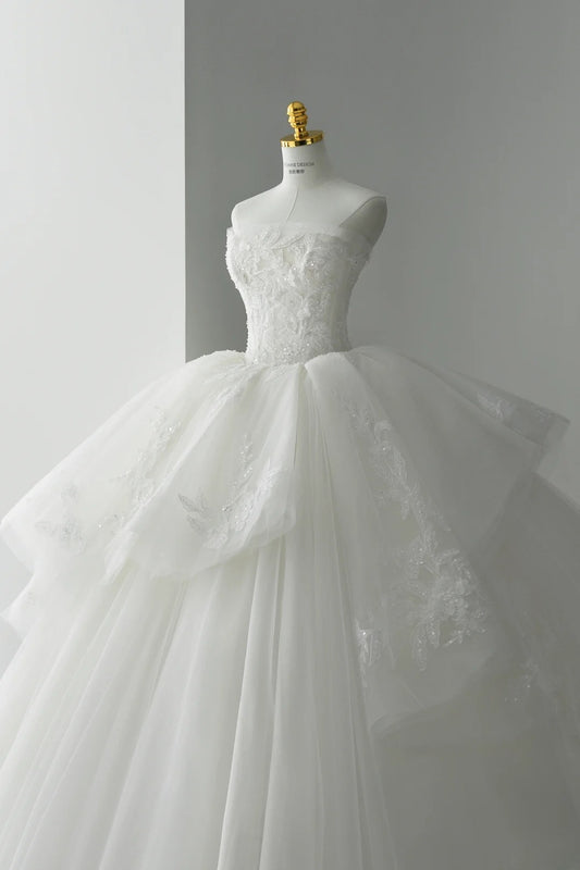 Luxury Ball Gown Long Wedding Dress Tulle Strapless White Bridal Gowns Sleeveless Bridal Dress ED06511