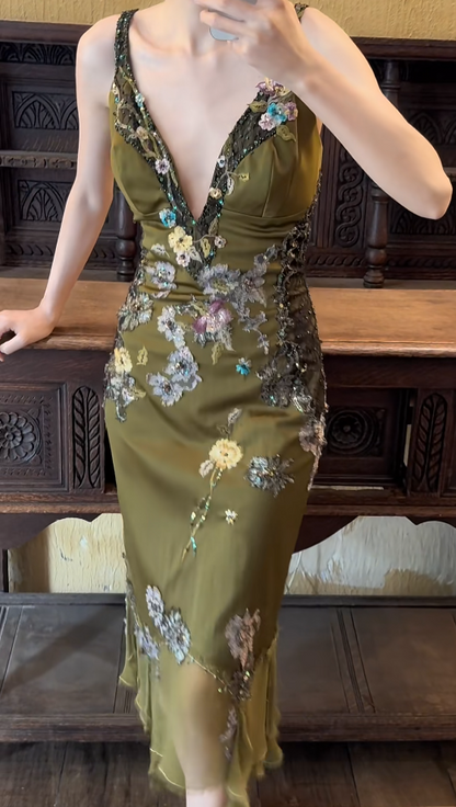 Vintage Olive Green Tea Length Prom Dress Chiffon Beaded Sheath Evening Gowns V-neck Birthday Dress ED06517