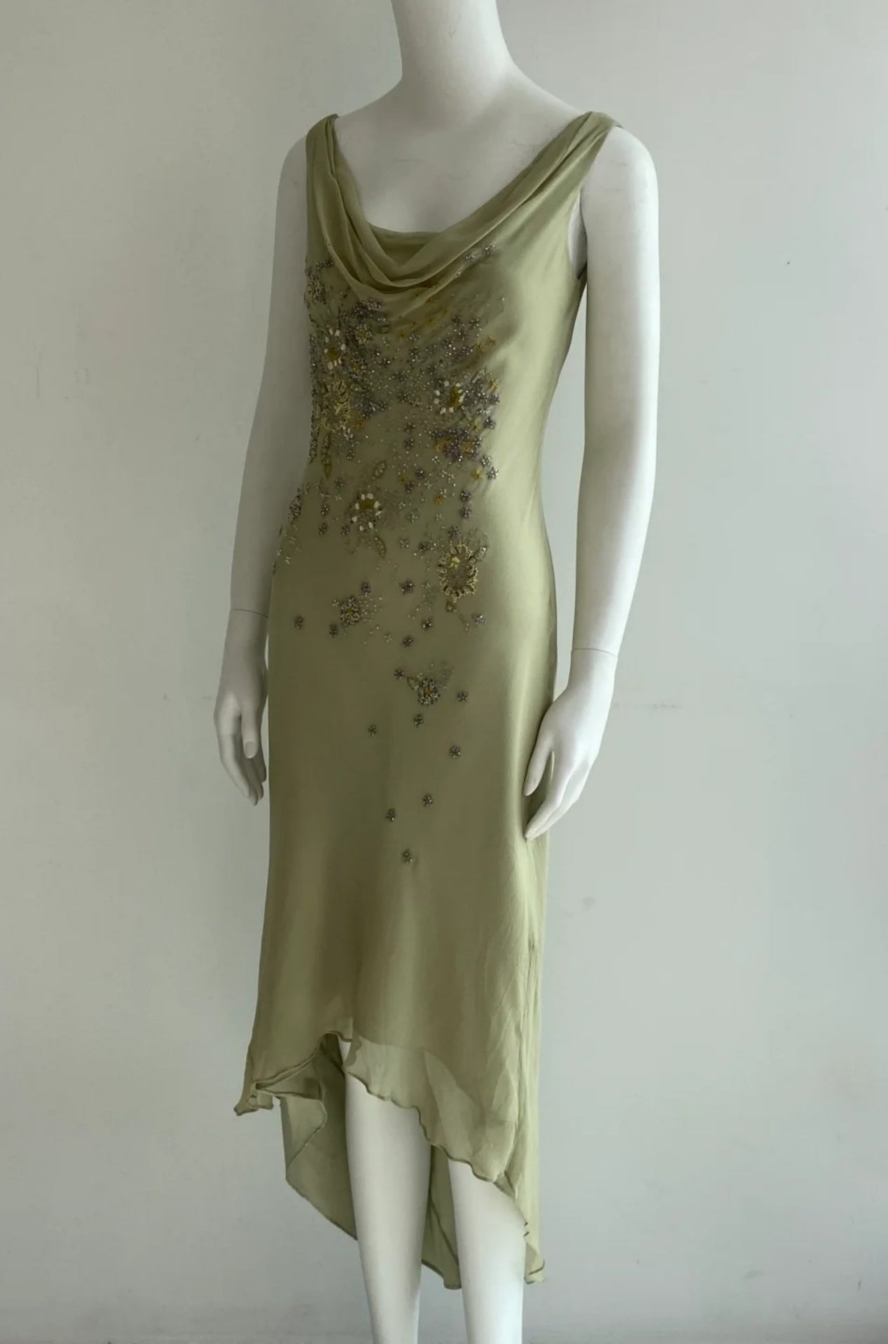 Chic Green Prom Dresses V-neck Sheath Evening Dress Beaded Chiffon Sleeveless Wedding Guest Outfit  ED06533