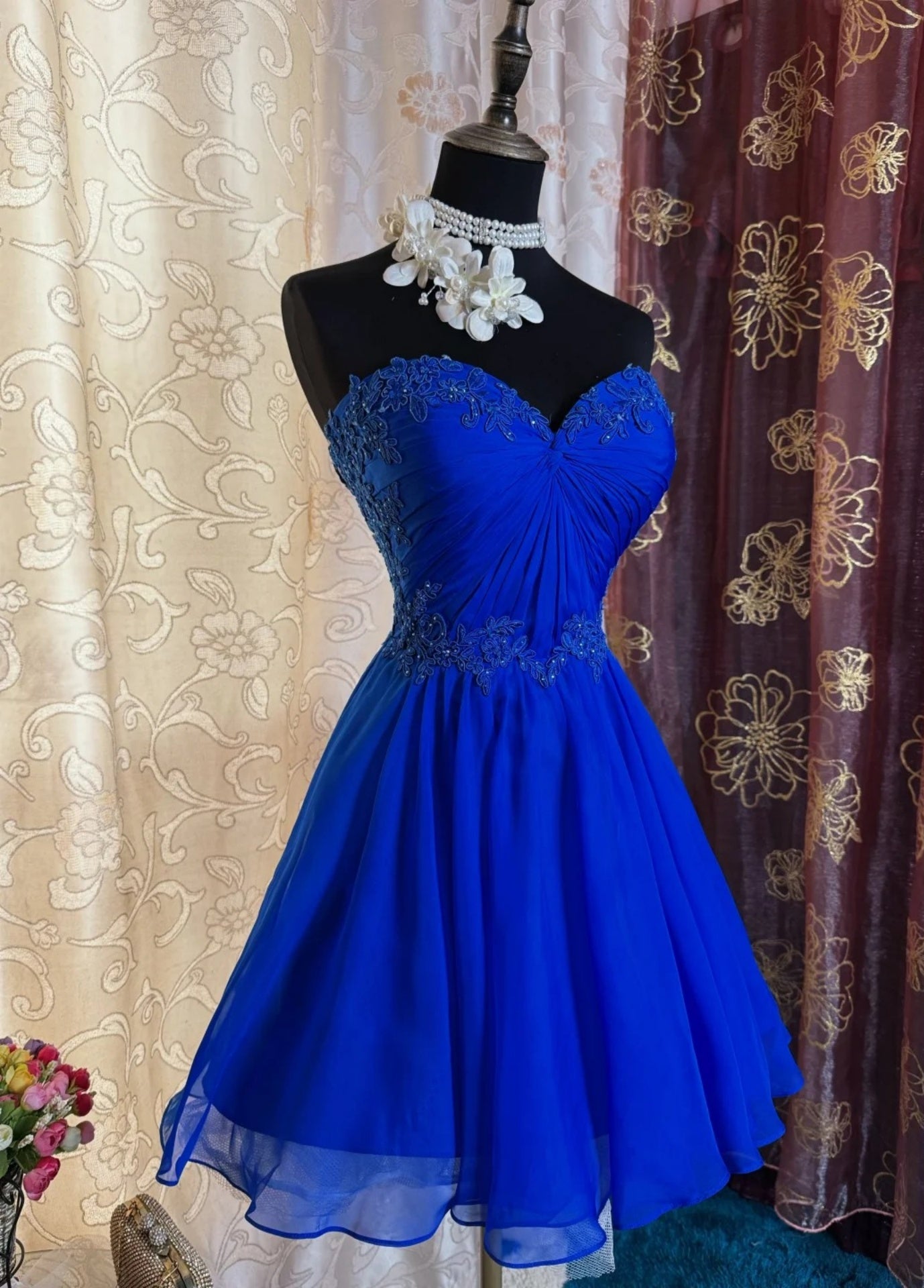 Wunderschönes dunkelolivgrünes herzförmiger Ausschnitt A-Linie Satin Tüll Kurzes Ballkleid Homecoming-Kleid ED02575