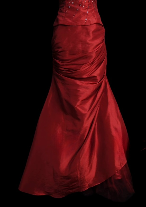 Wunderschönes dunkelolivgrünes herzförmiger Ausschnitt A-Linie Satin Tüll Kurzes Ballkleid Homecoming-Kleid ED02575