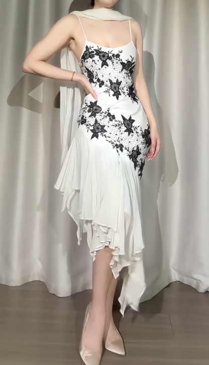 Chic White Knee Length Prom Dress Spaghetti Straps Sheath Evening Dress Beaded Chiffon Sleeveless Formal Dress ED06574