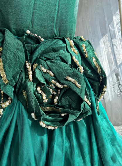Chic Dark Green Long Prom Dress Spaghetti Straps Mermaid Evening Dress Satin Beaded Sleeveless Birthday Dress ED06577