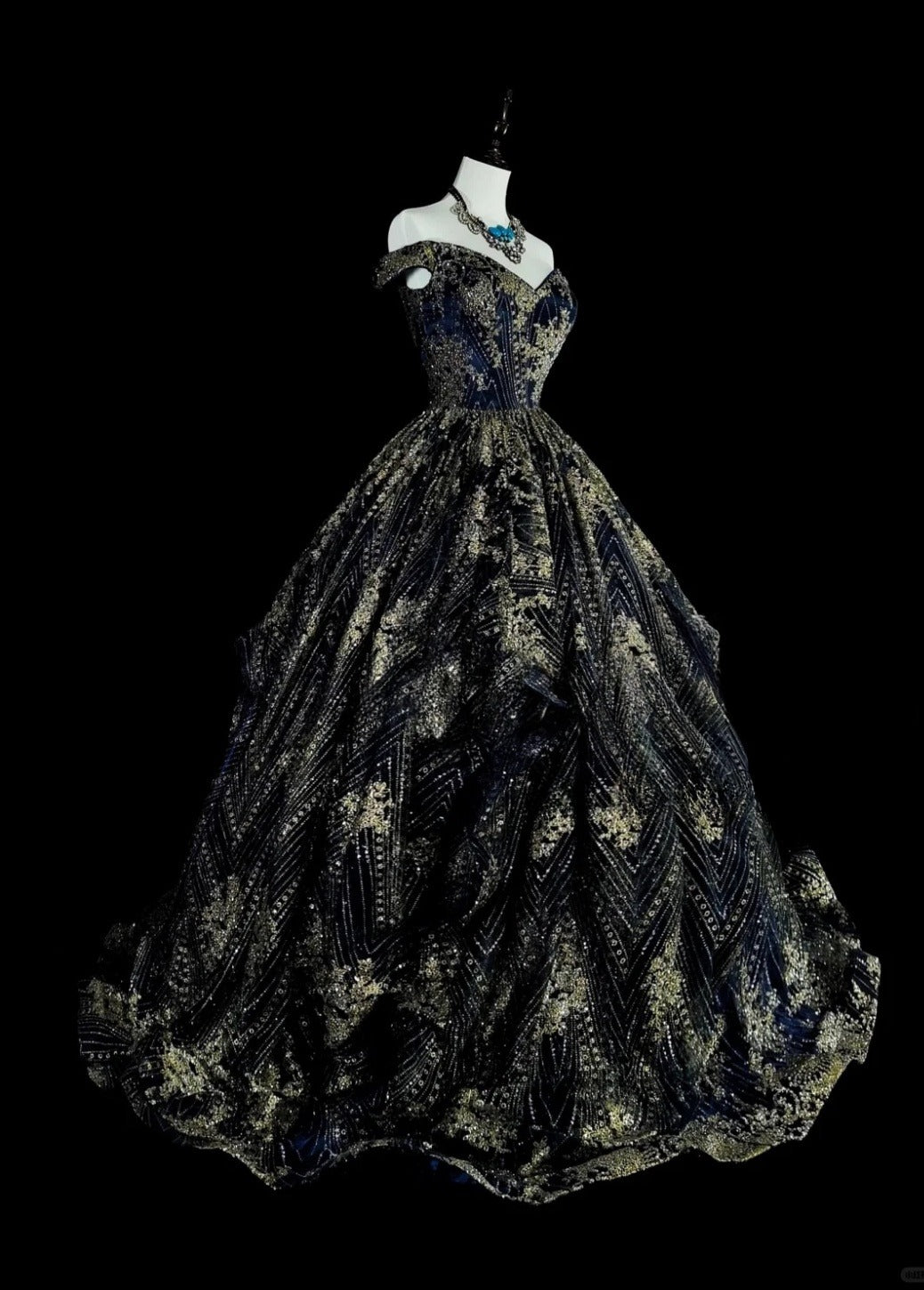 Gorgeous Navy Blue Long Prom Dress Off-shoulder A-Line Long Evening Dress Beaded Appliques Birthday Dress ED06607