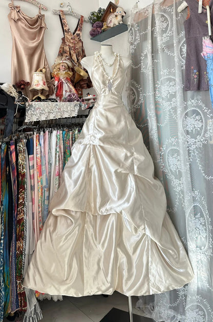 Gorgeous Light Champagne Long Prom Dress Satin Halter A-Line Evening Dress Sleeveless Birthday Dress ED06612