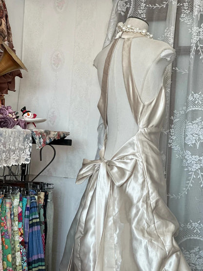 Gorgeous Light Champagne Long Prom Dress Satin Halter A-Line Evening Dress Sleeveless Birthday Dress ED06612