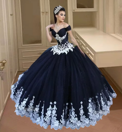 Chic Black Long Prom Dress Tulle Appliques Sweetheart A-Line Quinceanera Dress Sleeveless Sweet 16 Dress ED06619