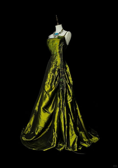 Wunderschönes dunkelolivgrünes herzförmiger Ausschnitt A-Linie Satin Tüll Kurzes Ballkleid Homecoming-Kleid ED02575