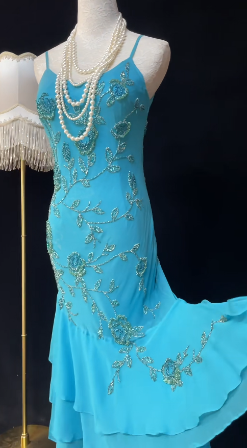 Wunderschönes dunkelolivgrünes herzförmiger Ausschnitt A-Linie Satin Tüll Kurzes Ballkleid Homecoming-Kleid ED02575